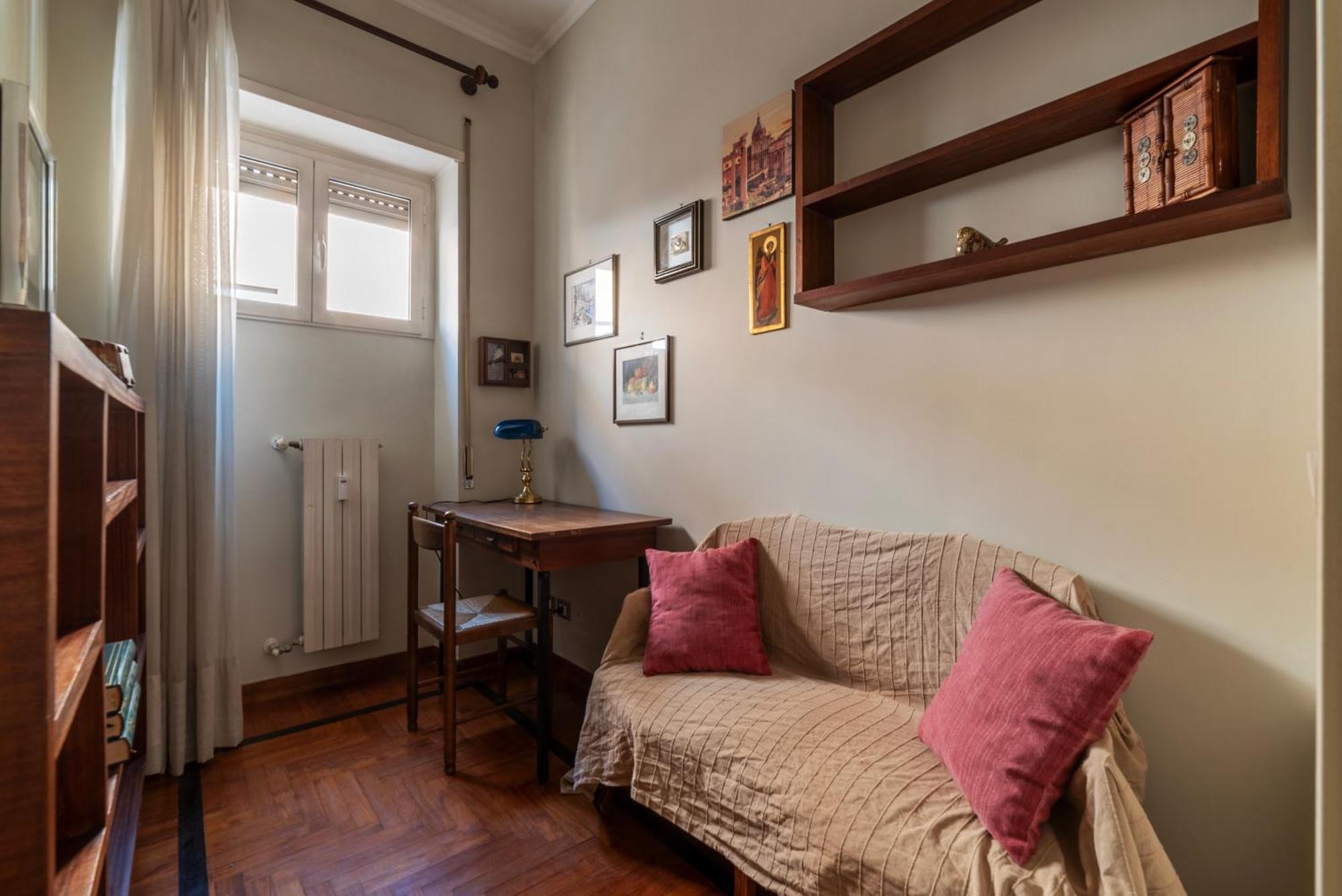 Piazza Zama Huge Appartement