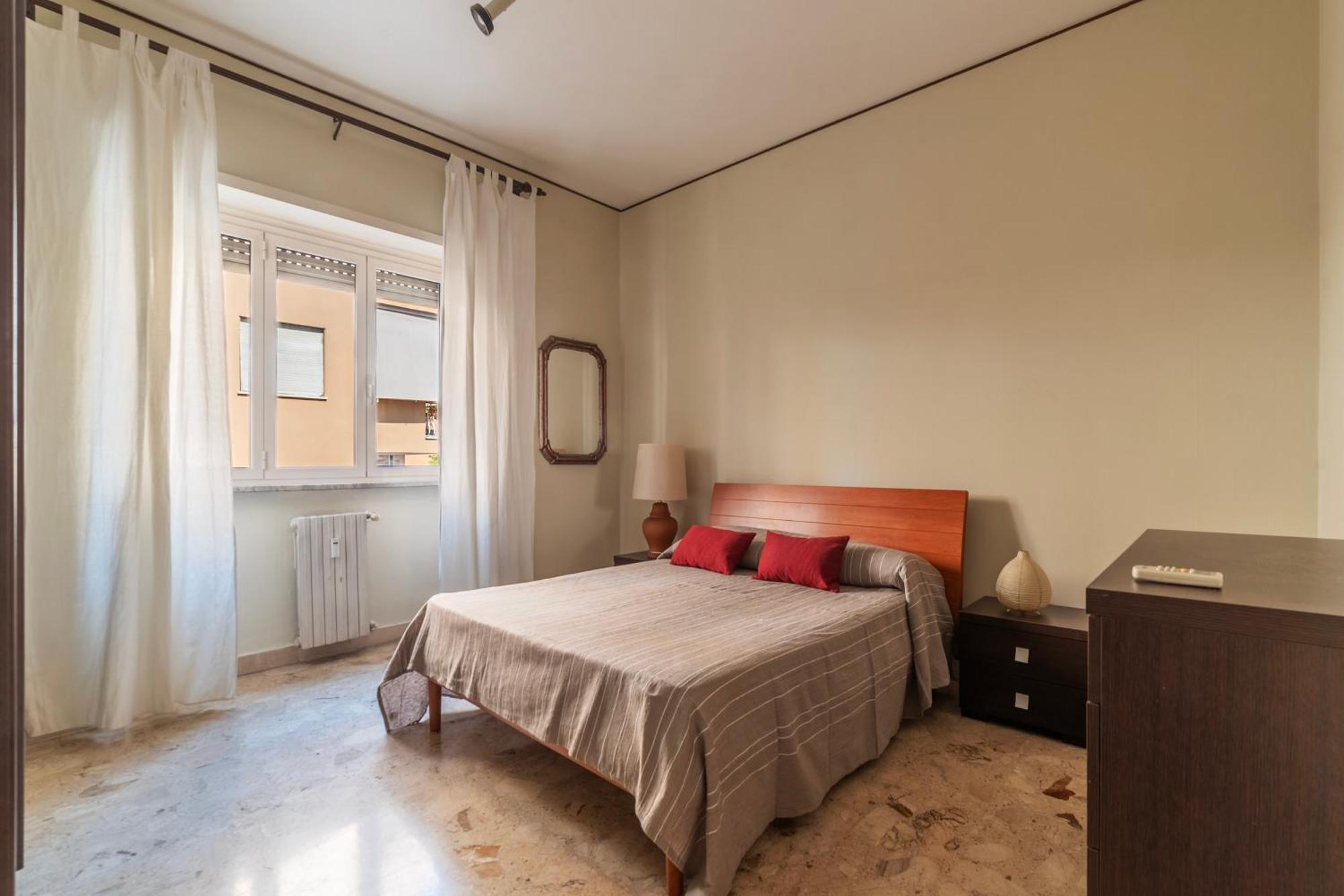 Piazza Zama Huge Appartement