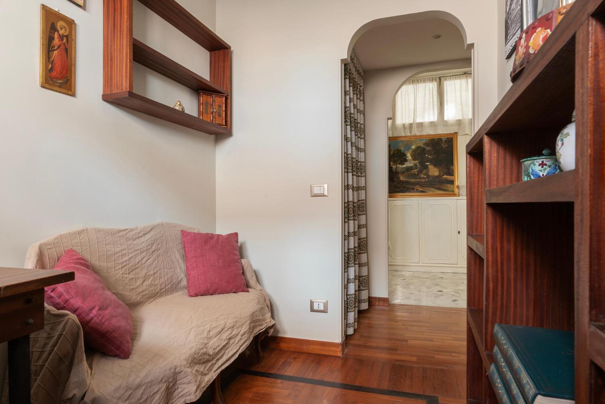 Piazza Zama Huge Appartement